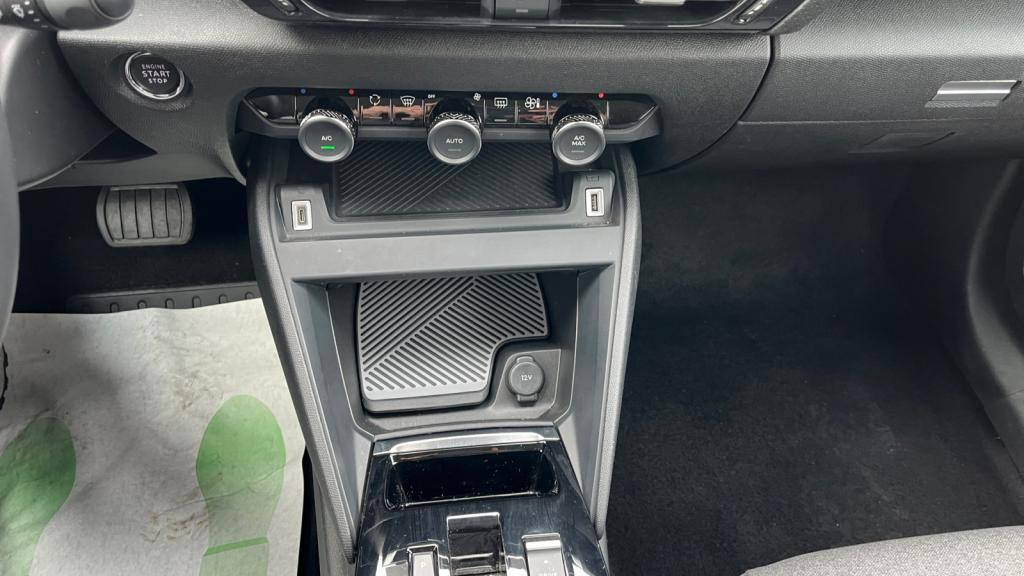 Nouvelle CITROEN C4 X  1.2 PureTech 12V - 130 S&S - EAT8  Max